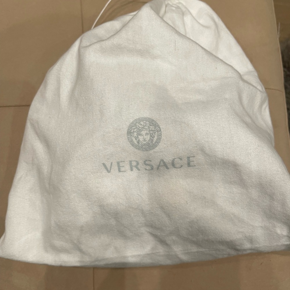 Versace bag - Picture 6 of 9